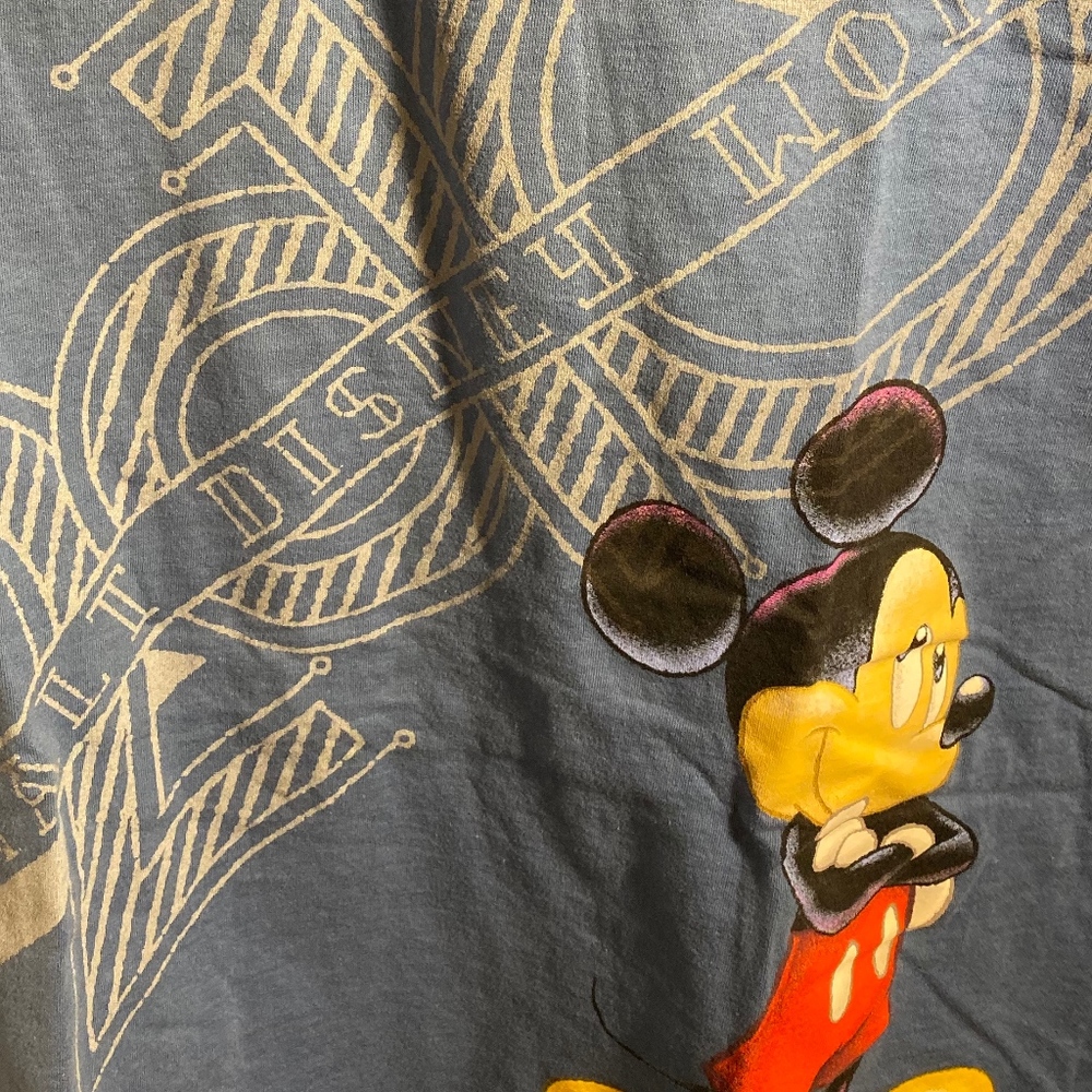 Disney Parks Authentic Original shirt, size large - Picture 4 of 5